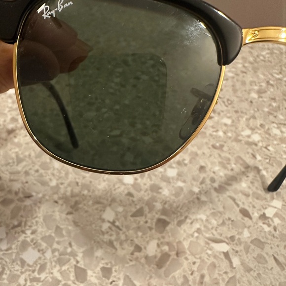Ray BAN CLUBMASTER CLASSIC LIKE NEW ! UNISEX 
FITS FOR SMALL HEAD …lol - Picture 5 of 10
